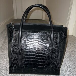 Henri bendel purse